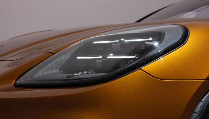 Porsche Panamera 2024: caratteristiche, design, interni, motori e prezzi - Foto 33 di 59