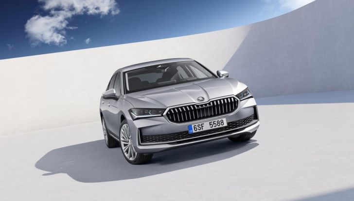 Skoda Superb e Kodiaq 2024: in preordine le versioni ibride plug-in - Foto 3 di 99