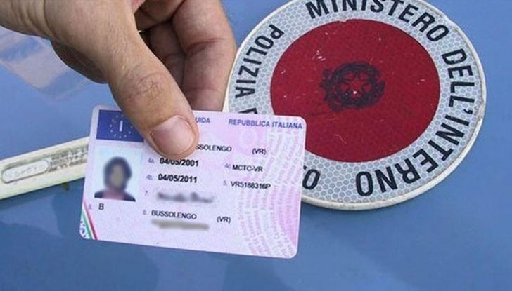 Il Parlamento Europeo verso il sì alla patente a 17 anni - Foto 7 di 11