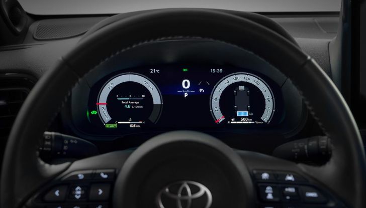 Toyota Yaris Cross 2024: caratteristiche, design e versioni del nuovo modello - Foto 20 di 23