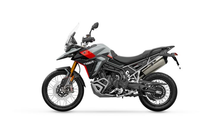 Triumph Tiger 900 2024: novità, design e caratteristiche tecniche - Foto 106 di 123