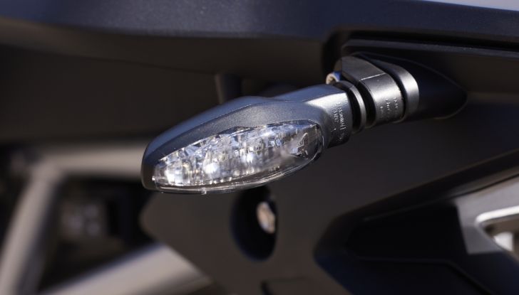 Triumph Tiger 900 2024: novità, design e caratteristiche tecniche - Foto 41 di 123