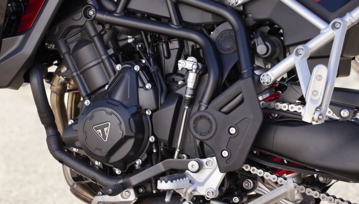 Triumph Tiger 900 2024: novità, design e caratteristiche tecniche - Foto 44 di 123