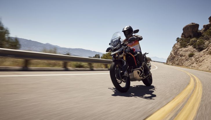 Triumph Tiger 900 2024: novità, design e caratteristiche tecniche - Foto 86 di 123