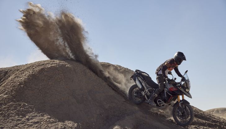 Triumph Tiger 900 2024: novità, design e caratteristiche tecniche - Foto 99 di 123