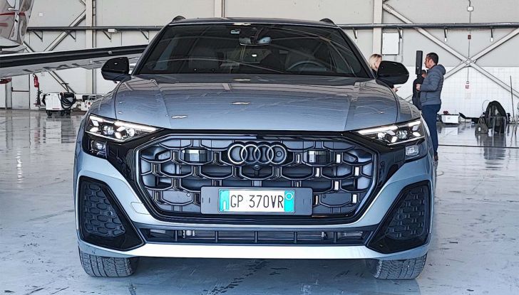 Audi Q8 2023: prova su strada e prezzi del restyling del SUV tedesco - Foto 6 di 22