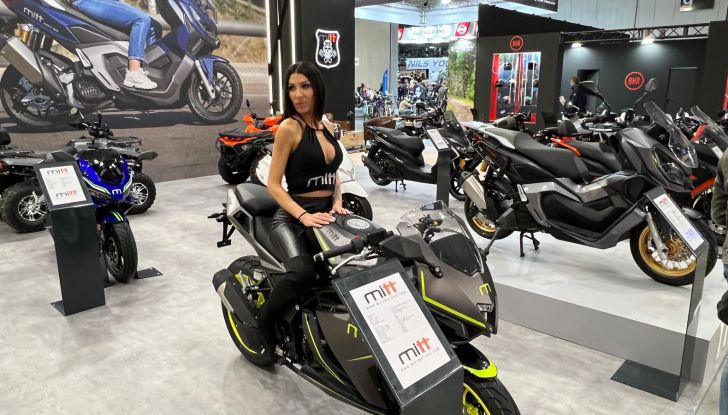Le più belle ragazze di EICMA 2023 - Foto 16 di 17