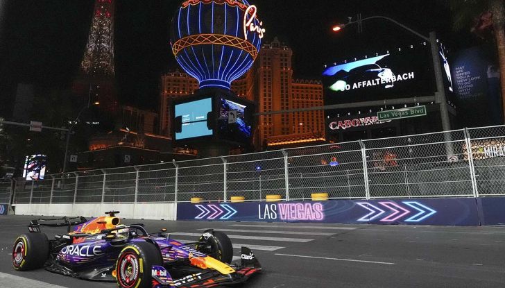 F1 2023, GP Las Vegas: dominio Ferrari, pole di Leclerc davanti a Sainz - Foto 6 di 10