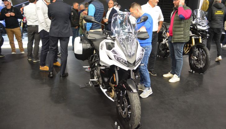 La gamma Modern Classics di Triumph si arricchisce con i modelli Speed 400 e Scrambler 400 X - Foto 25 di 55