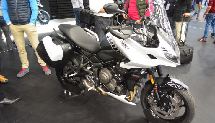 La gamma Modern Classics di Triumph si arricchisce con i modelli Speed 400 e Scrambler 400 X - Foto 26 di 55