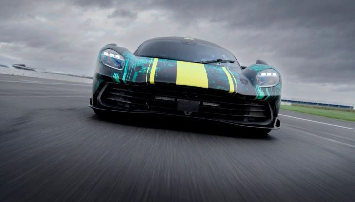 Aston Martin Valhalla prototipo foto