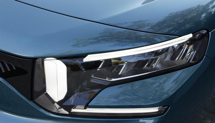 Citroën Berlingo 2024 è ordinabile in Italia in due allestimenti - Foto 47 di 48