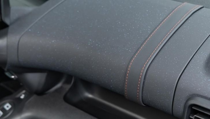 Citroën Berlingo 2024 è ordinabile in Italia in due allestimenti - Foto 24 di 48