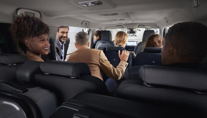 Citroën SpaceTourer 2024: caratteristiche, design, abitacolo e novità - Foto 6 di 12