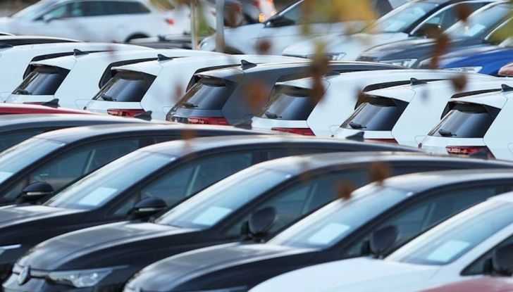 Comprare auto estero