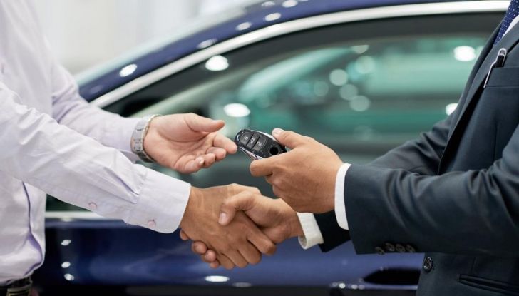 Comprare auto estero