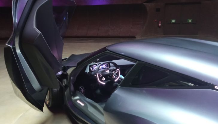 Cupra Formentor VZ5 BAT e Ateca Tribe Edition prova su strada e caratteristiche tecniche - Foto 13 di 25