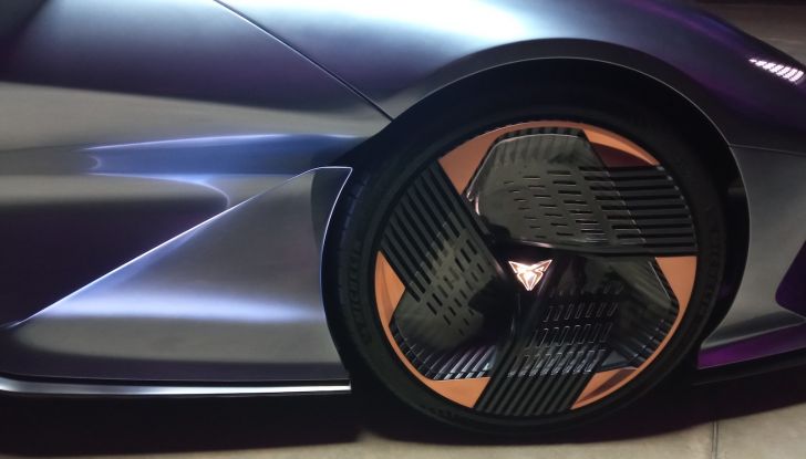 Cupra Formentor VZ5 BAT e Ateca Tribe Edition prova su strada e caratteristiche tecniche - Foto 15 di 25