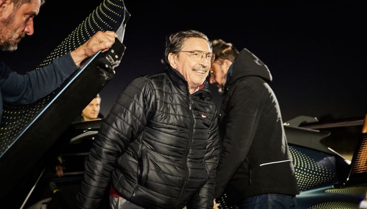 Cupra Formentor VZ5 BAT e Ateca Tribe Edition prova su strada e caratteristiche tecniche - Foto 6 di 25