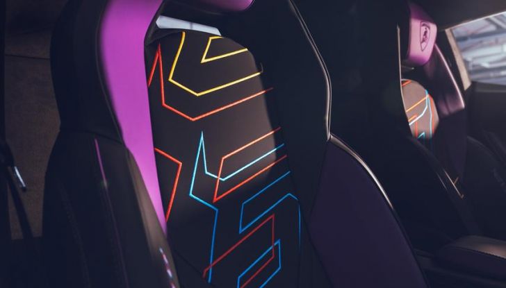 Lamborghini Revuelto Opera Unica: la supercar si fa più esclusiva - Foto 11 di 22