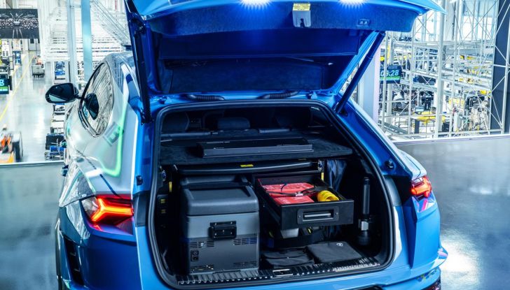 Lamborghini Urus Performante si arruola nella Polizia di Stato - Foto 15 di 17