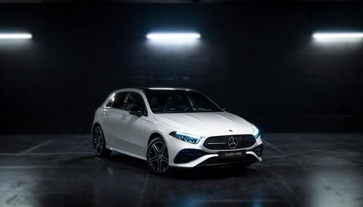 Mercedes A 250 e Vibes: caratteristiche, dotazioni, design e interni della special edition - Foto 2 di 13