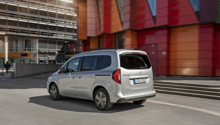 Mercedes EQT 2024: caratteristiche, design, interni, dotazioni e motore - Foto 11 di 40