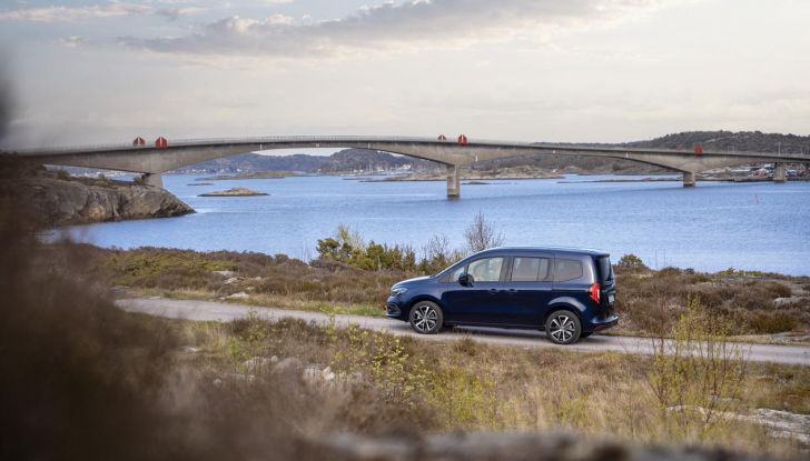 Mercedes EQT 2024: caratteristiche, design, interni, dotazioni e motore - Foto 7 di 40