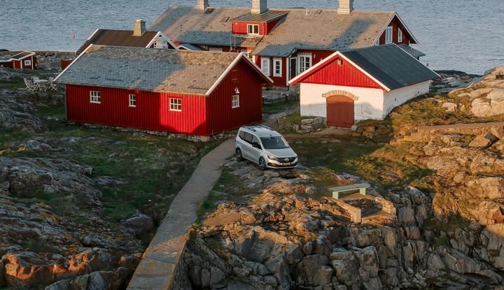 Mercedes EQT 2024: caratteristiche, design, interni, dotazioni e motore - Foto 37 di 40