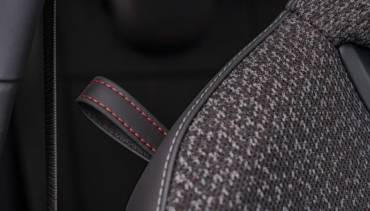 Mini Cooper SE JCW: caratteristiche, design, autonomia, motore e interni della nuova sportiva elettrica - Foto 50 di 51