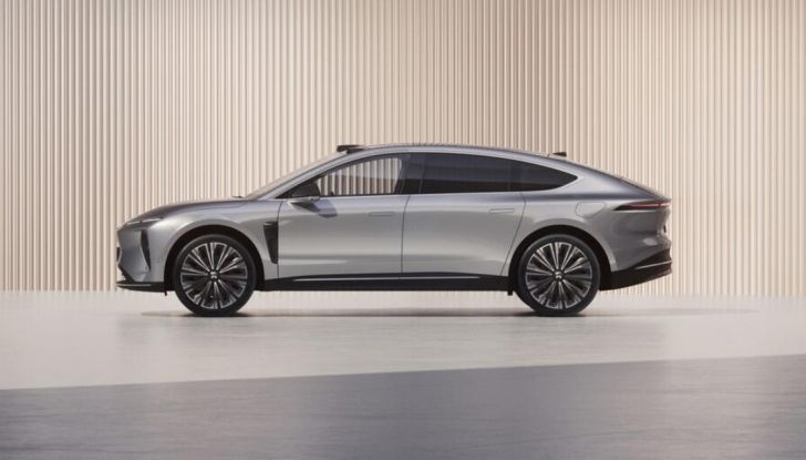 NIO ET9: caratteristiche, design e interni della nuova ammiraglia elettrica - Foto 10 di 41