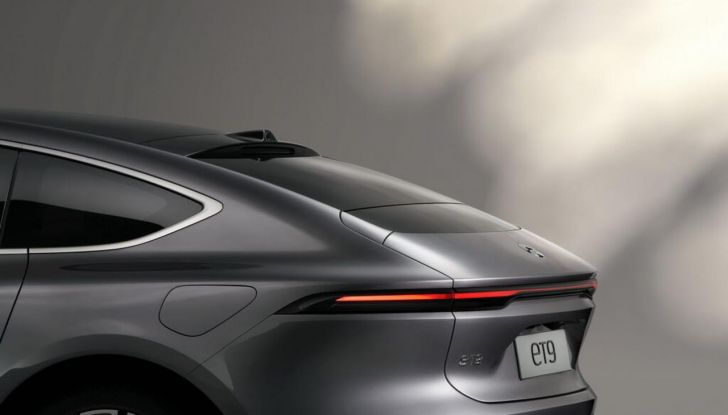 NIO ET9: caratteristiche, design e interni della nuova ammiraglia elettrica - Foto 19 di 41