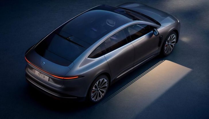 NIO ET9: caratteristiche, design e interni della nuova ammiraglia elettrica - Foto 15 di 41