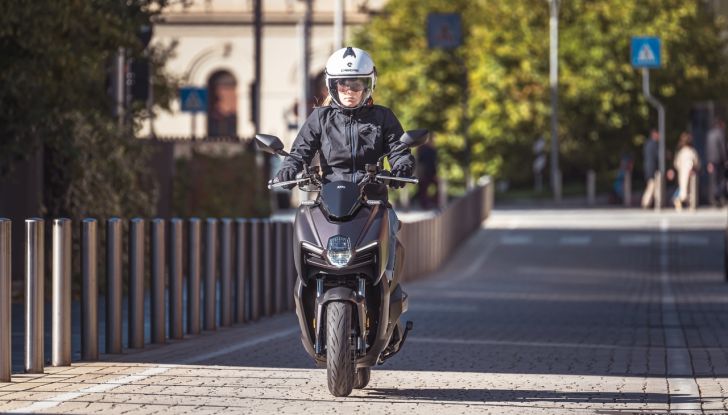 SYM Mamba 160: caratteristiche, design, motore e dotazioni - Foto 12 di 136