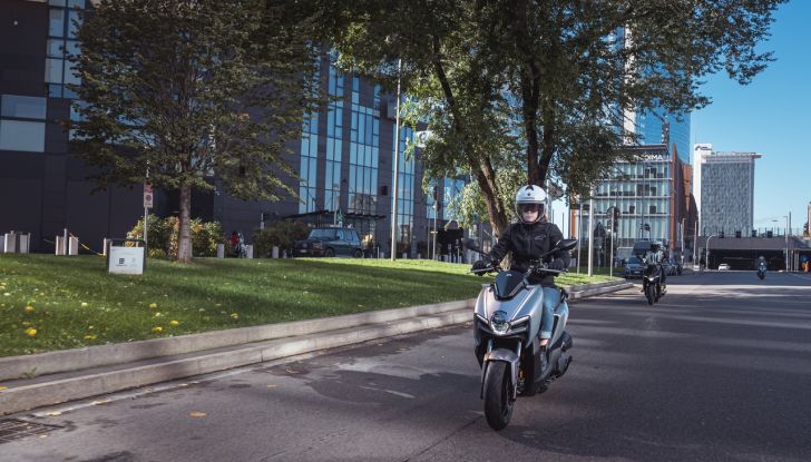 SYM Mamba 160: caratteristiche, design, motore e dotazioni - Foto 4 di 136