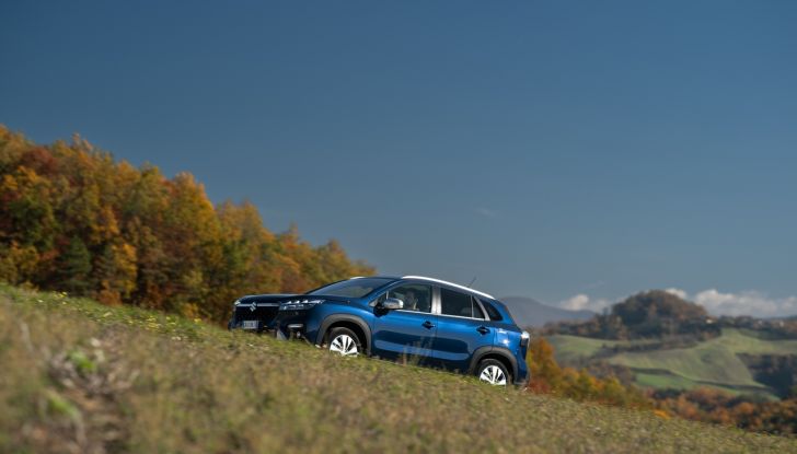 Suzuki Vitara Hybrid ed S-Cross Hybrid Yoru: caratteristiche, motore e dotazioni della versione speciale - Foto 15 di 132