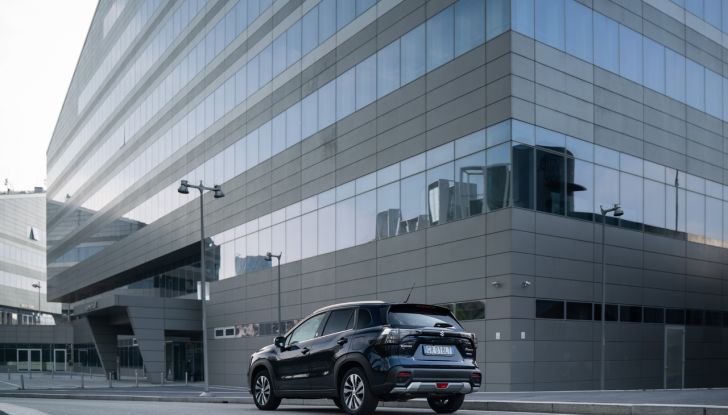 Suzuki S-Cross Hybrid Yoru