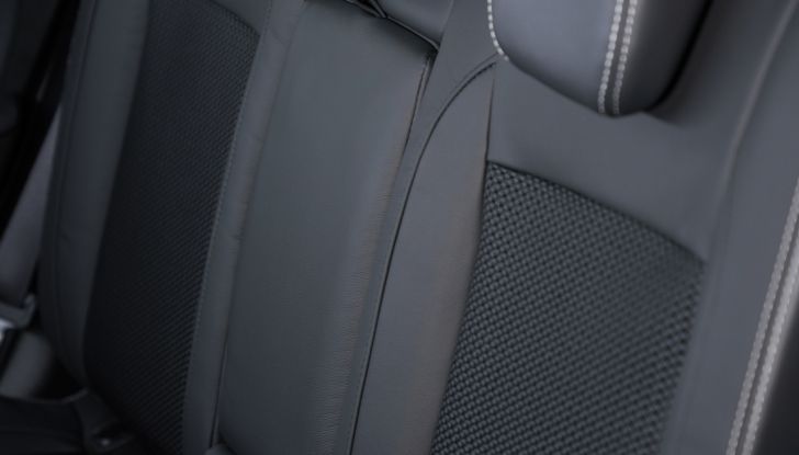 Suzuki Vitara Hybrid ed S-Cross Hybrid Yoru: caratteristiche, motore e dotazioni della versione speciale - Foto 32 di 132