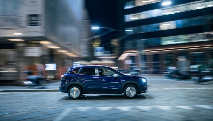 Suzuki Vitara Hybrid ed S-Cross Hybrid Yoru: caratteristiche, motore e dotazioni della versione speciale - Foto 56 di 132