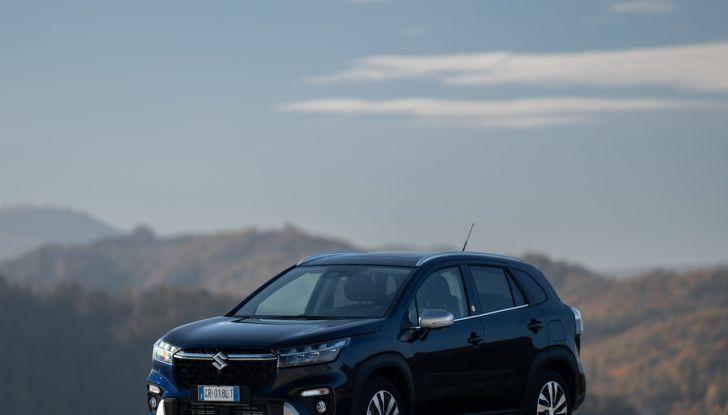 Suzuki Vitara Hybrid ed S-Cross Hybrid Yoru: caratteristiche, motore e dotazioni della versione speciale - Foto 83 di 132