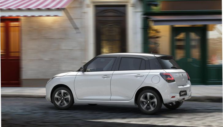 Suzuki Swift 2024: caratteristiche, prezzi e allestimenti per l’Italia - Foto 6 di 14