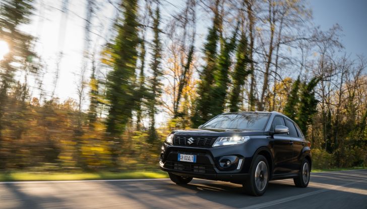 Suzuki Vitara Hybrid ed S-Cross Hybrid Yoru: caratteristiche, motore e dotazioni della versione speciale - Foto 105 di 132