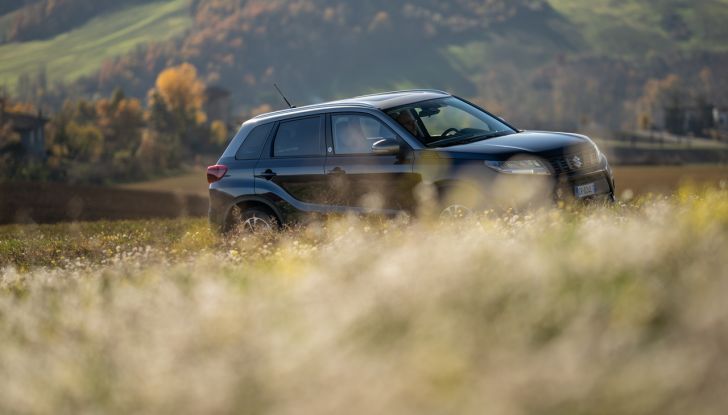 Suzuki Vitara Hybrid ed S-Cross Hybrid Yoru: caratteristiche, motore e dotazioni della versione speciale - Foto 115 di 132