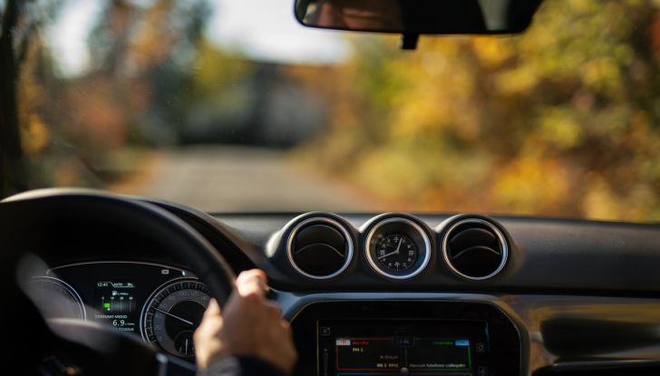 Suzuki Vitara Hybrid ed S-Cross Hybrid Yoru: caratteristiche, motore e dotazioni della versione speciale - Foto 123 di 132