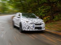 Abarth 600e: primo assaggio del nuovo crossover elettrico da 240 CV