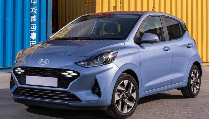 Auto ibride per i neopatentati: le migliori del 2024 - Foto 8 di 12