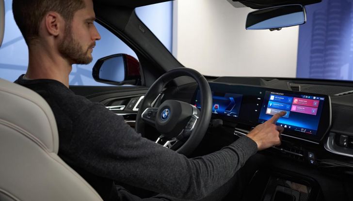 BMW al CES 2024 mostra la sua idea di futuro digitale e interattivo - Foto 40 di 86