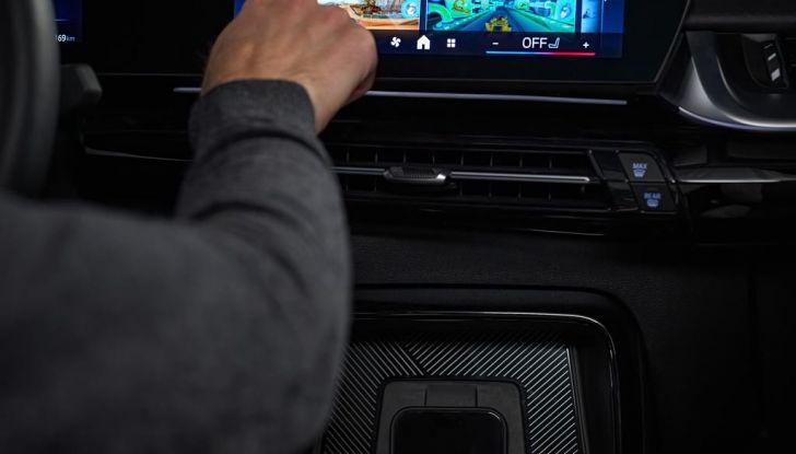 BMW al CES 2024 mostra la sua idea di futuro digitale e interattivo - Foto 37 di 86