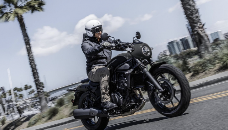 Kawasaki Z 1100 RS: ritorno al futuro per la naked retrò più potente di sempre - Foto 5 di 13