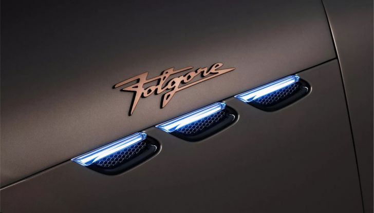 Maserati Grecale Folgore: caratteristiche, versioni, abitacolo, dotazioni, prestazioni e prezzi - Foto 16 di 16